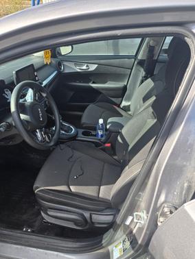 Gray 2024 Kia Forte LXS