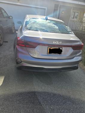 Gray 2024 Kia Forte LXS