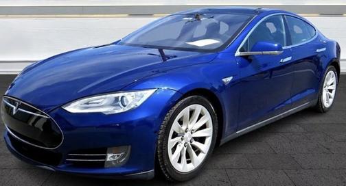 Blue 2016 Tesla Model S 70D