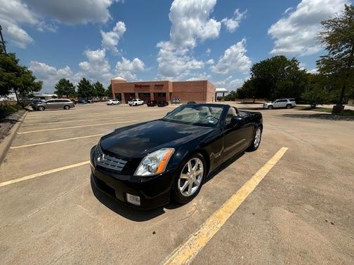 2005 Cadillac XLR Base