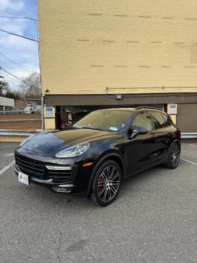 2015 Porsche Cayenne Cayenne Turbo