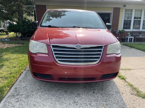 2009 Chrysler Town & Country LX