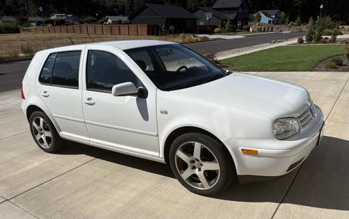 White 2004 Volkswagen Golf GL TDI
