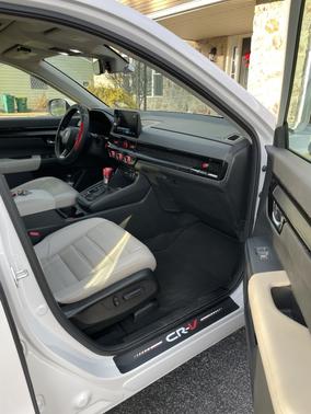 White 2024 Honda CR-V EX-L