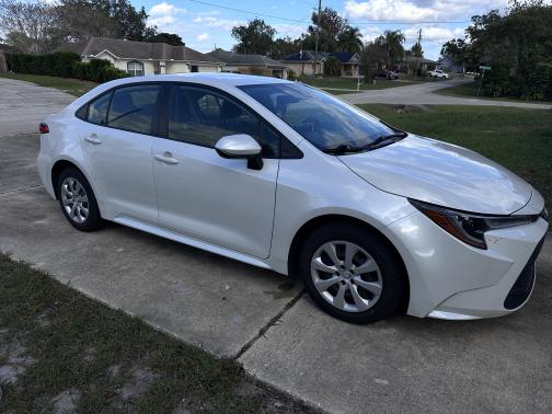 2022 Toyota Corolla LE