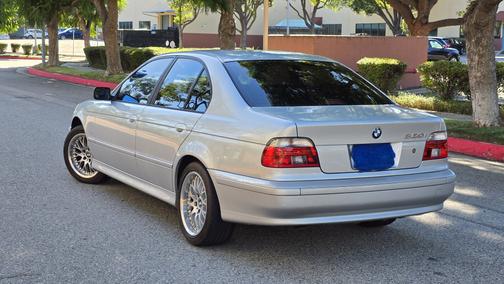 Silver 2002 BMW 530 i