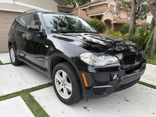 Black 2013 BMW X5 xDrive35i Sport Activity