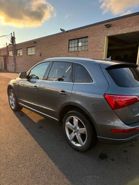 2012 Audi Q5 2.0T Premium Plus