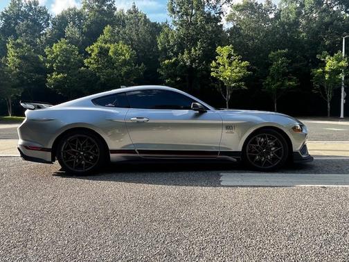 2021 Ford Mustang Mach 1