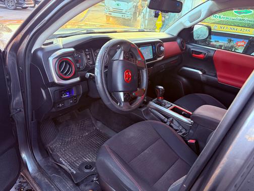 2018 Toyota Tacoma SR5