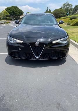 2019 Alfa Romeo Giulia Base
