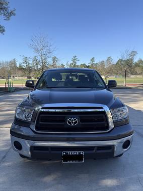 Gray 2011 Toyota Tundra Grade