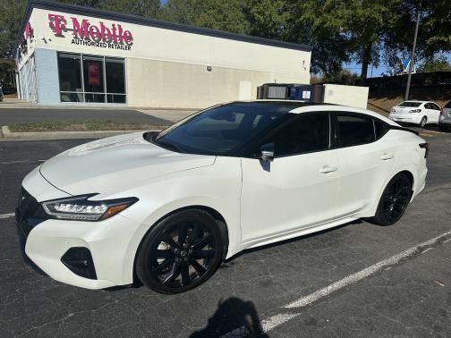 2022 Nissan Maxima SR