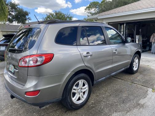 2011 Hyundai SANTA FE GLS