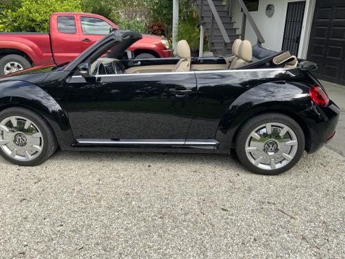 2016 Volkswagen Beetle 1.8T SEL