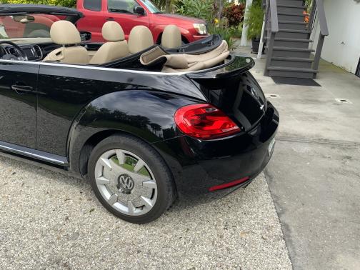2016 Volkswagen Beetle 1.8T SEL