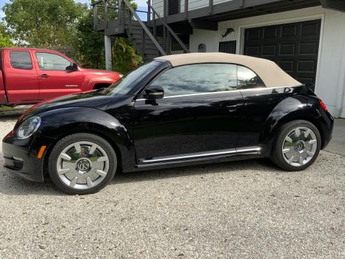 2016 Volkswagen Beetle 1.8T SEL