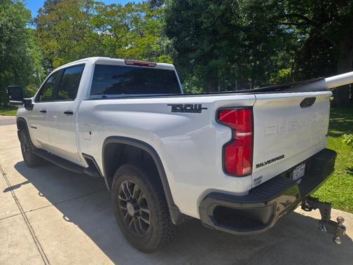 White 2026 Chevrolet Silverado 2500 LT