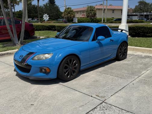 Blue 2013 Mazda MX-5 Miata Grand Touring