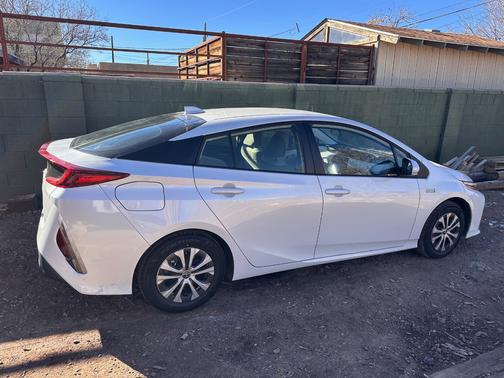 2022 Toyota Prius Prime LE