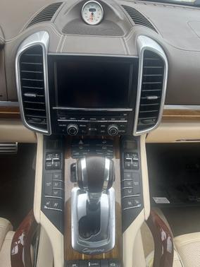 2015 Porsche Cayenne Cayenne Turbo