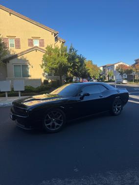 2015 Dodge Challenger SXT