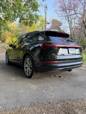 Black 2021 Audi e-tron Prestige
