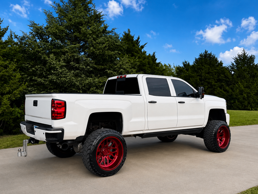 White 2015 Chevrolet Silverado 2500 High Country