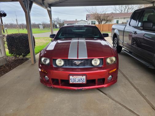 Red 2006 Ford Mustang GT