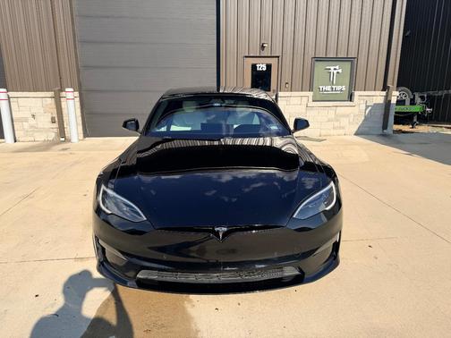 Black 2022 Tesla Model S Long Range