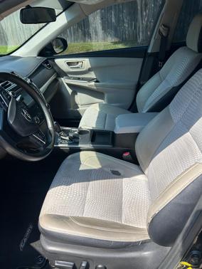 Blue 2015 Toyota Camry SE