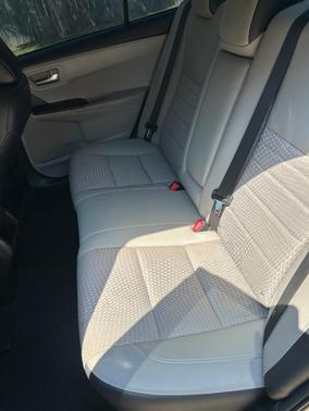 Blue 2015 Toyota Camry SE