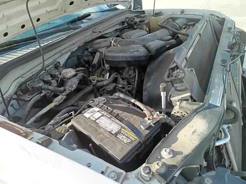 White 2009 Ford F-250 XL