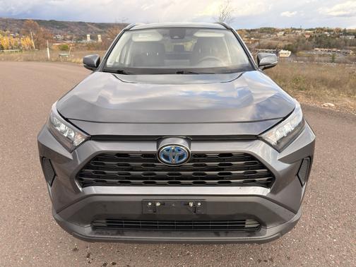 2022 Toyota RAV4 Hybrid LE