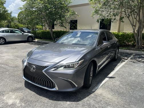 Gray 2019 Lexus ES 350 Ultra Luxury