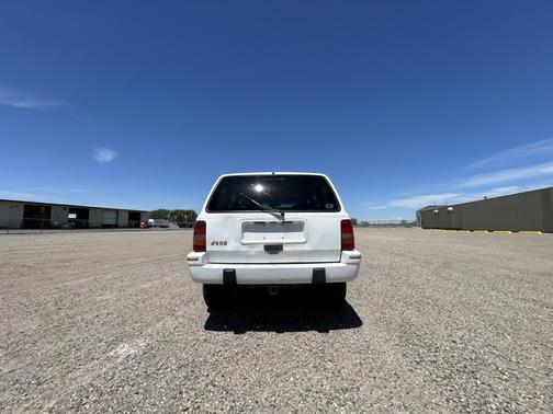 White 1995 Jeep Grand Cherokee Limited 4WD