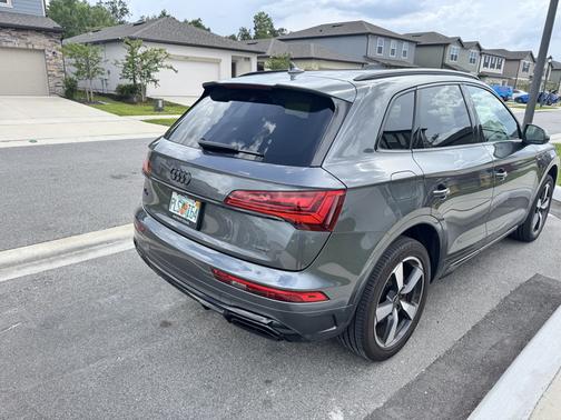 2024 Audi Q5 45 S line Premium Plus