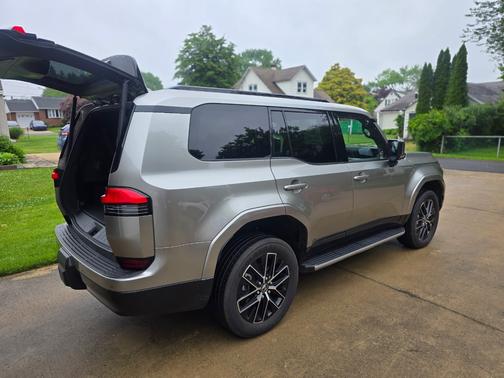 Silver 2024 Lexus GX 550 Premium