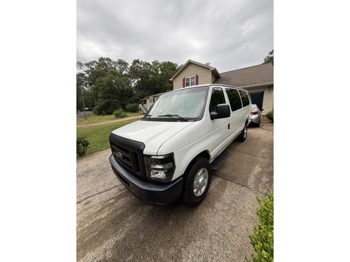 2008 Ford E350 Super Duty XL Extended Wagon