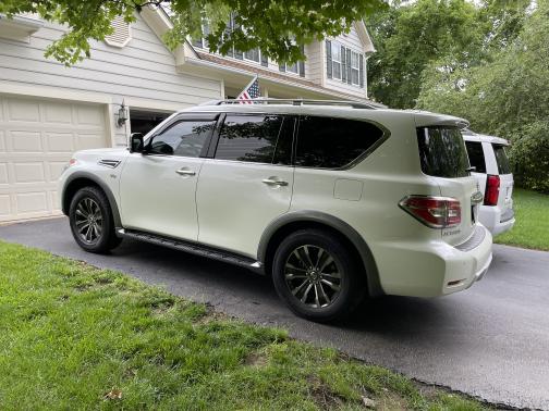 Photo 1 of 6 of 2017 Nissan Armada Platinum