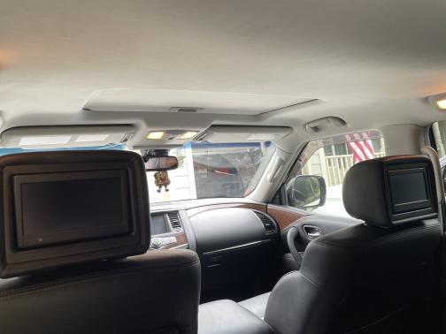 Photo 6 of 6 of 2017 Nissan Armada Platinum