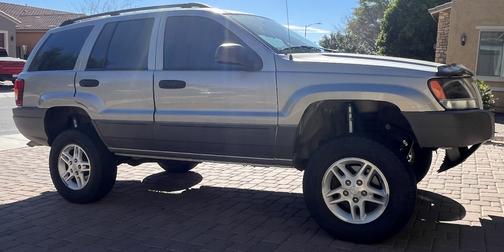 2004 Jeep Grand Cherokee Laredo