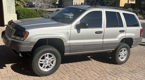2004 Jeep Grand Cherokee Laredo
