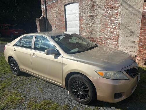 Gold 2011 Toyota Camry LE