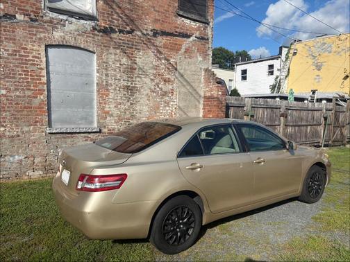Gold 2011 Toyota Camry LE