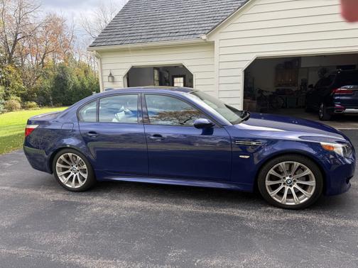 2006 BMW M5 Base