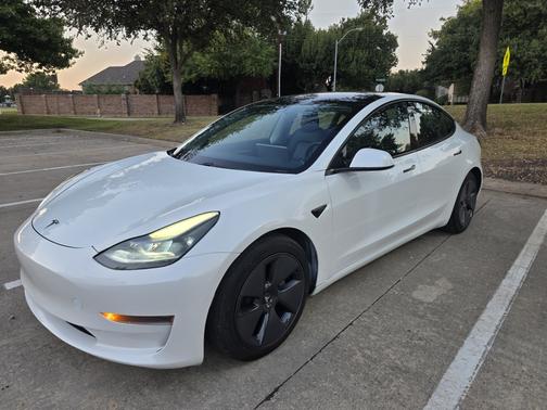 White 2021 Tesla Model 3 Standard Range Plus