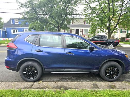 2020 Nissan Rogue S