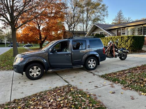 2010 Nissan Pathfinder SE