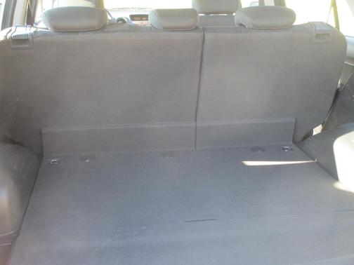 Blue 2009 Kia Rondo LX